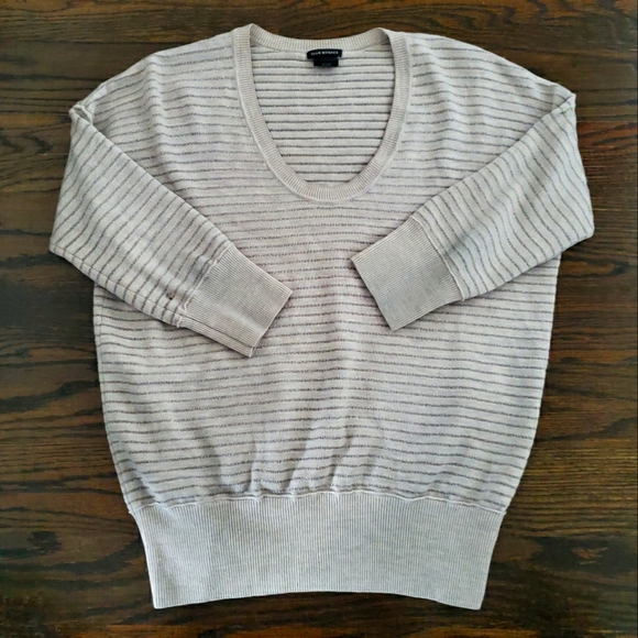 Club Monaco Sweaters - 29. Club Monaco Beige Sweater Size XS